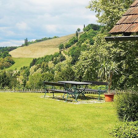 Ferienwohnungen Karin Am Seggauberg Лейбниц Экстерьер фото